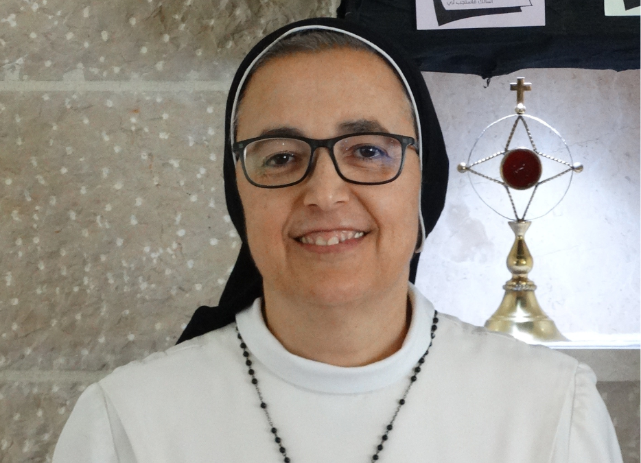 SrAnastasie+RedBox_Lebanon